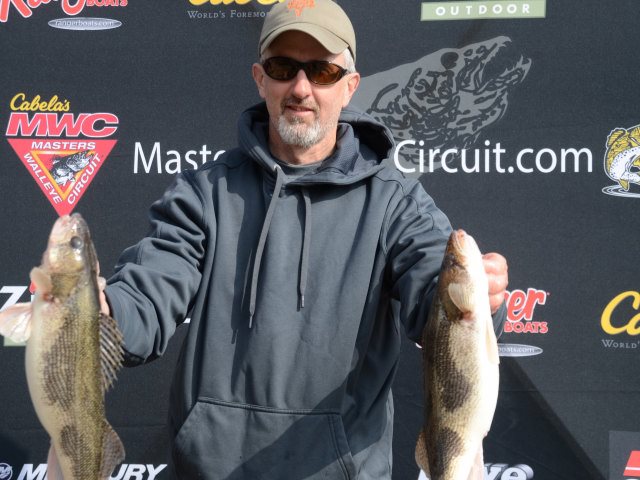 16DD8372-E50D-41E7-8A16-85C4A0FCE990