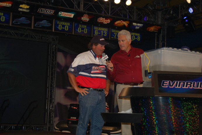 16DDC976-3B1F-4C15-9AC1-93893EAB97B2