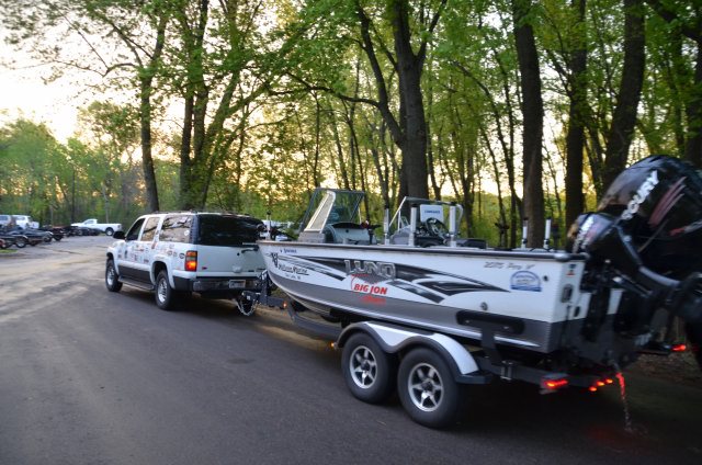 16EB8ED2-3EA3-48B1-B9EF-809573F69564