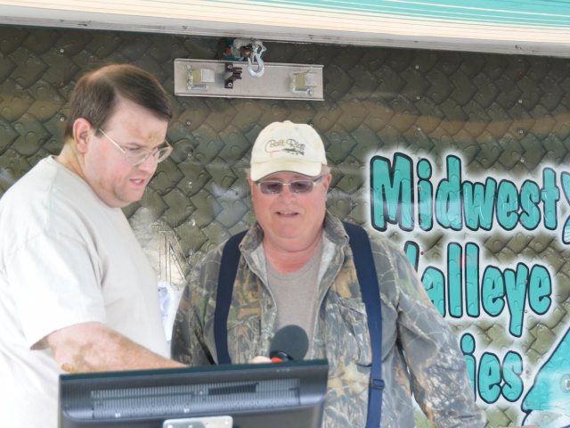 1704C8B1-44B6-487E-B5FD-17E52A387C0E