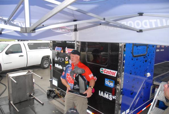 17542DC8-9F93-42C0-A9B6-AE9079982660