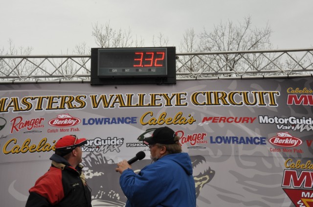 17F10A02-5C1C-414E-B31E-E8832A8DFAC4