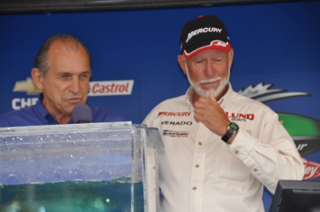 1802001E-8E1B-48E8-BD88-4B6B17E588A0