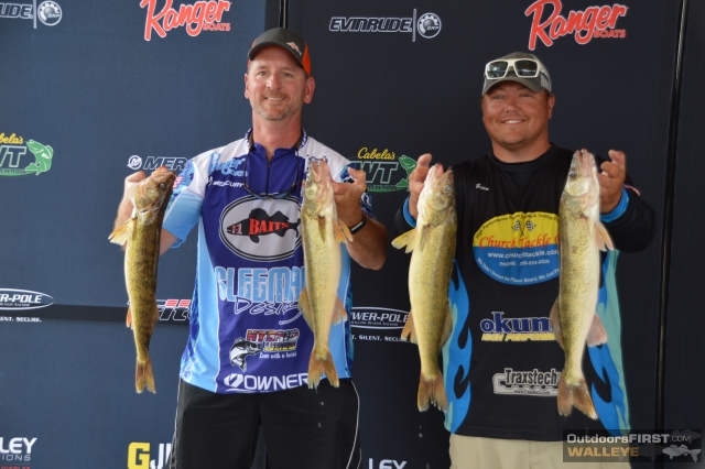 1825DF4E-9783-482A-8D04-5AB09FDF21F1