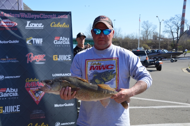 183709F1-0BF9-469B-AF09-8FE0677A7EE0