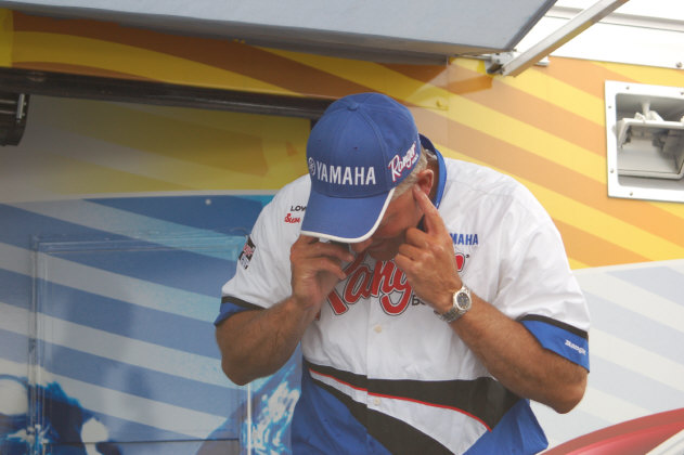 184784BE-B576-49FA-8EFC-2176E6E41717