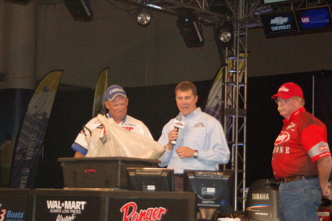 18765298-7EC1-49C8-B3A6-8CC586942B78