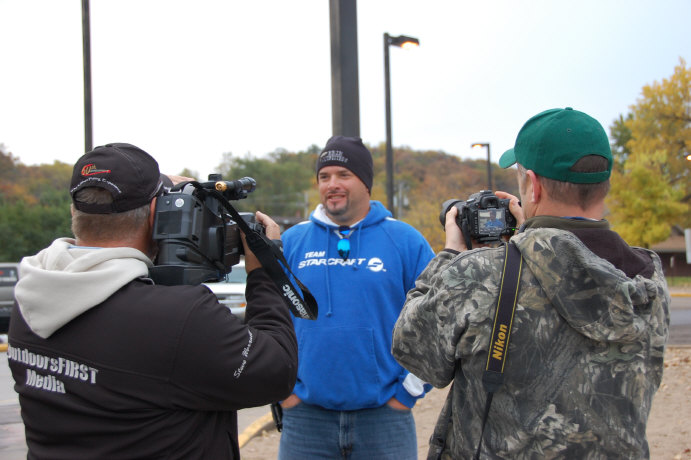 187DFF32-0239-4C6D-B1D7-B09E21841180