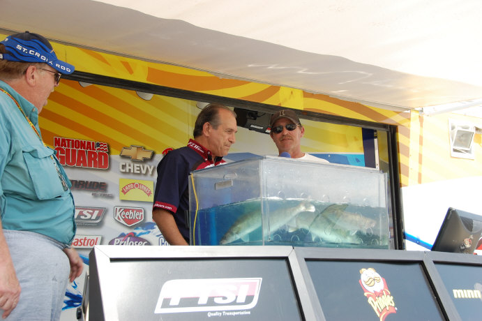 18B9695D-3824-4B25-8069-35790E7A11A6