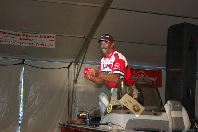 18DB7759-BC85-40B2-9E77-59833E6AFB08