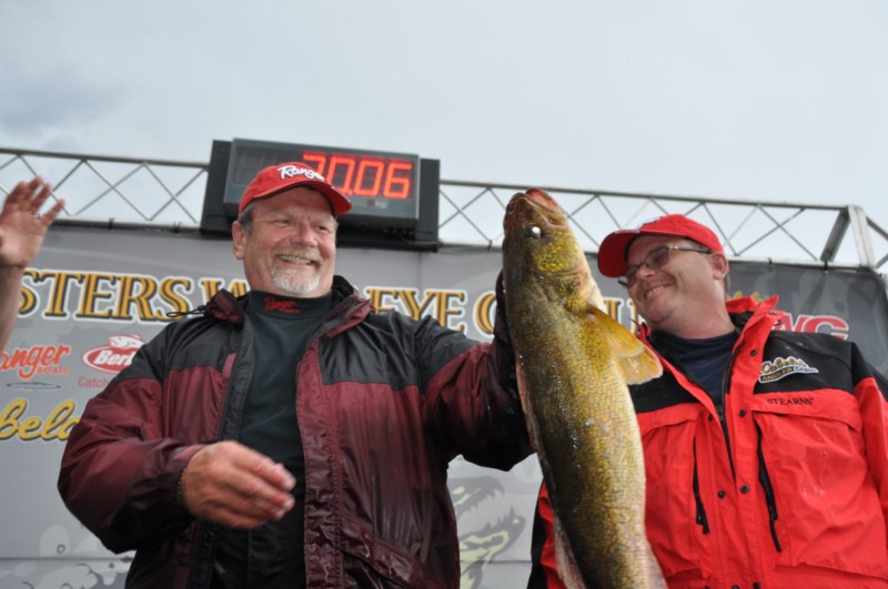 18E8BD41-0F5B-40A2-8031-98E6C8D679EA