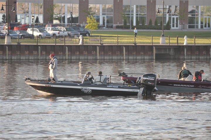 1913D16C-BAA7-47AC-A059-BEEAFB8DC424