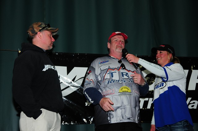 191C6E99-3CA0-4467-8D8D-B0255FABFD83