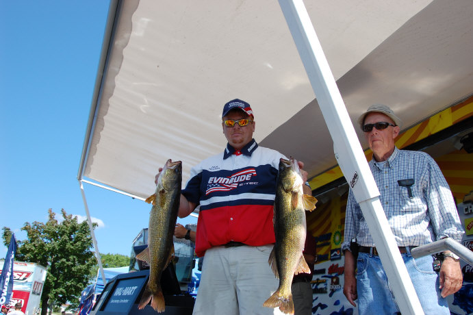 1943D0F9-0690-4352-8833-BA25C9D697D4