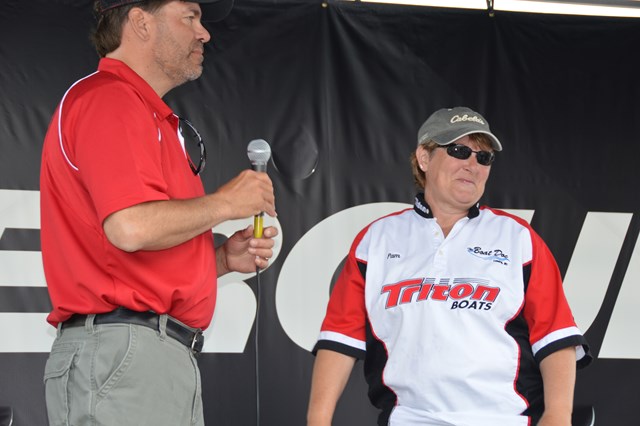 195EF375-9A01-481D-BE65-B99CA76C415C