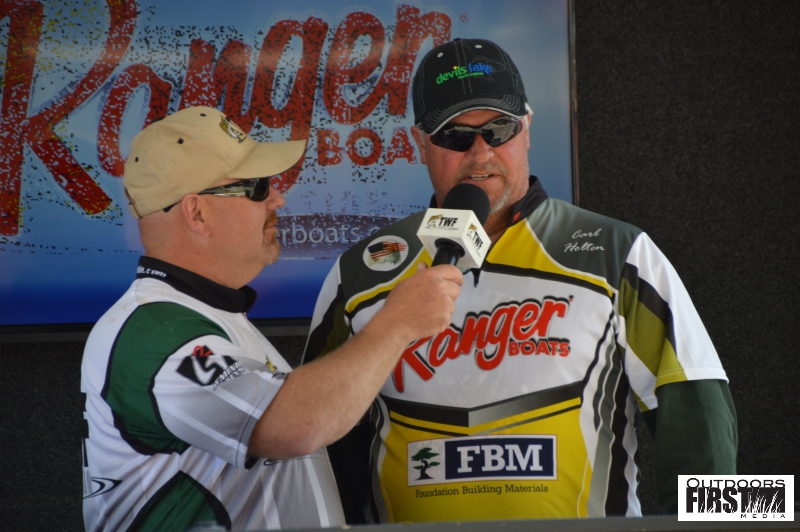 1975421A-2BAC-4DDA-BBAC-047AA48A6D7E