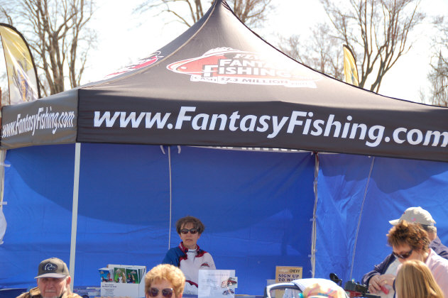 19818FDA-70A7-4EEF-8224-AFACA0D96447