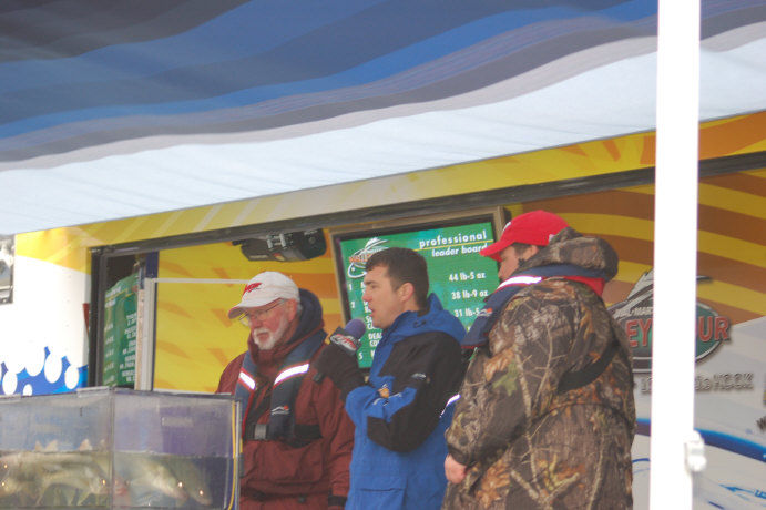 199410F2-C0F2-40F0-818C-9530D5BAC5BA