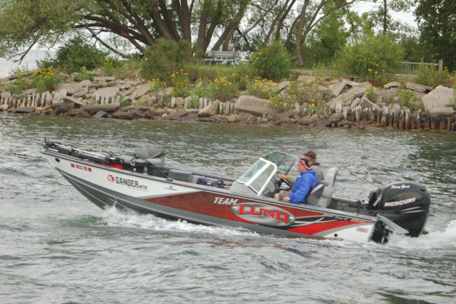 19CC56F8-2D44-4E21-B008-DAB4D7E176A0