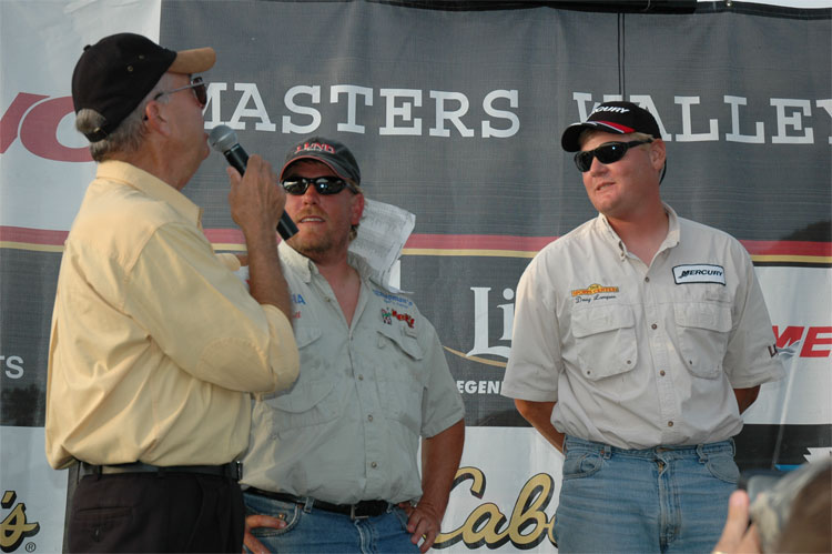 19F0FECC-1CA1-4B9E-8337-66C7C171E7DC