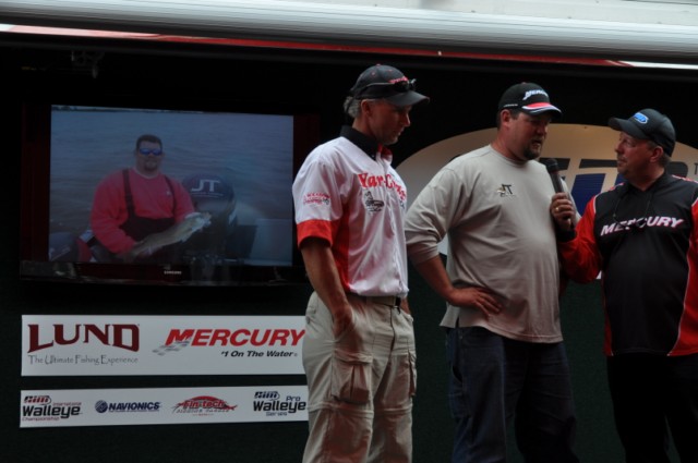 1A0E49A6-394A-4A06-9057-DCD76CA9548C