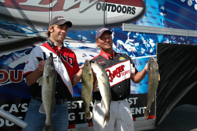 1A77B1B2-BAA7-4D39-A376-8F06E33DDC83