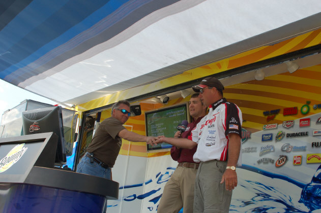 1AAD6ED5-95A6-4B8E-B7DC-F75A97DE9400