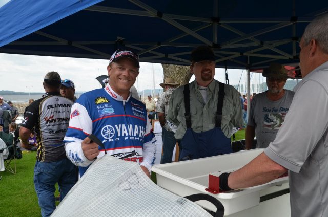 1ADE4DB6-D4AC-4207-B4DC-6514F63947A2