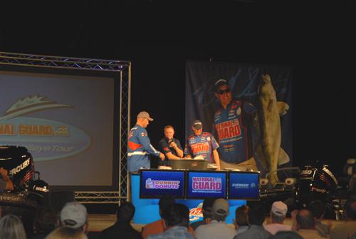 1AF199C3-AA3A-4941-BE25-F2841269B51B