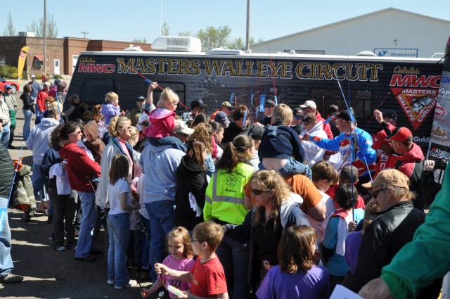 1B06730E-BA0D-42DD-B545-A0625A6FC837