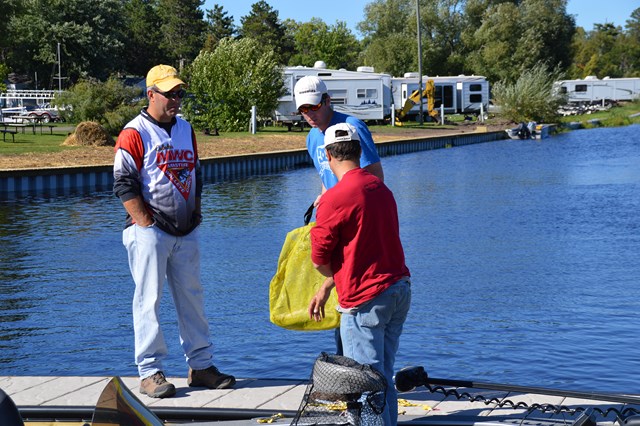 1B06E2B2-13D9-45EA-A6B5-5FF1D2FD54B3