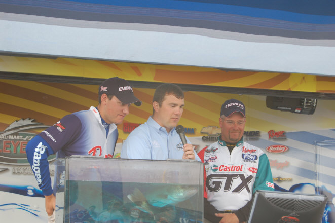 1B282799-0E4C-4D19-BCBC-DCA88987F154