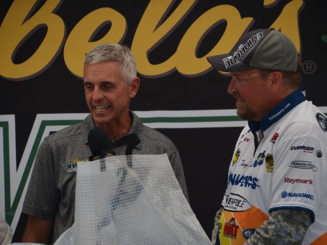 1B386E41-517C-4843-949D-DB02EE9463A7