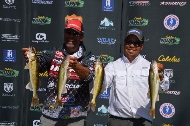 1B3CFCF0-76F8-4313-9EF4-9E3DC633F1CA