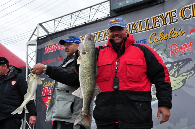 1B53704F-26AB-4582-82E8-B1669E15BE57