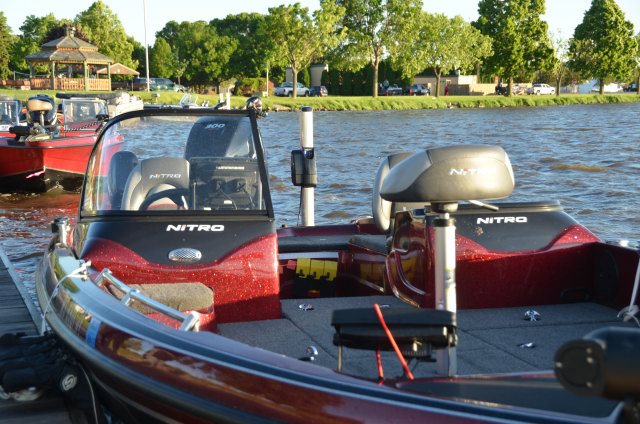 1B7145B1-3890-42EF-8430-37A0FFA8F190