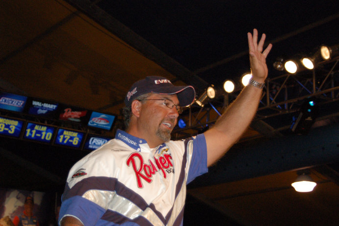 1B824E1F-8B04-4BE3-89A8-74CE2B5DC00E