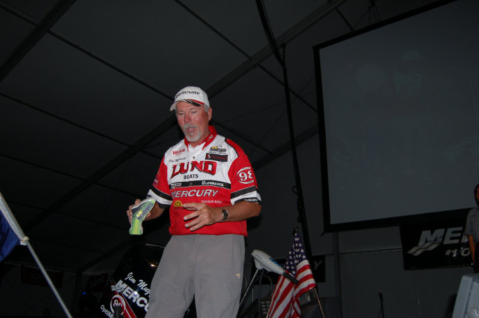 1BC19C0C-DBA8-4D5C-AEB2-965A3E62AF72