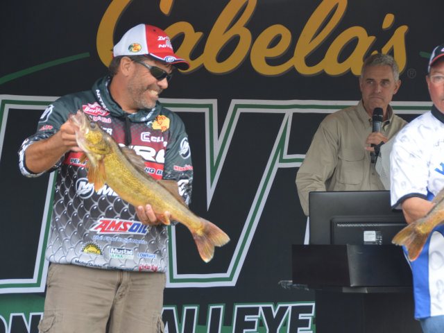 1C2531AA-71AE-40CB-BFDF-17609E07E51D