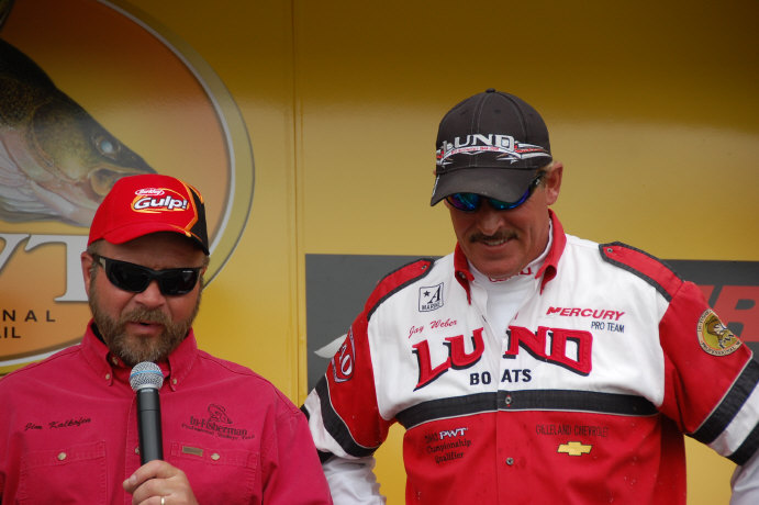 1C531CBF-D2CF-4E33-B2D8-0B313F098AF1