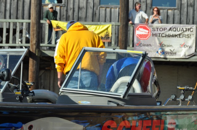 1C55DFC8-DAD7-43A6-B402-7506CAB87607