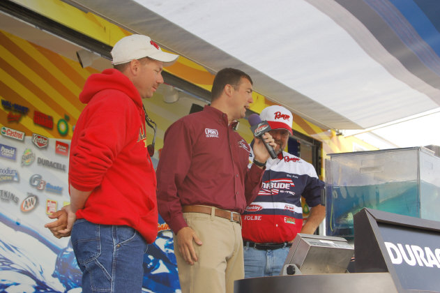 1C6D8E28-0457-4756-8EFE-096BFB205D15