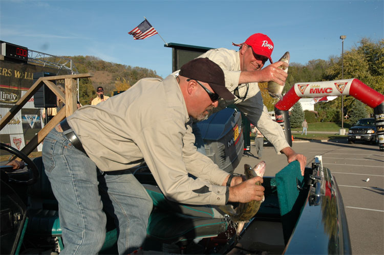 1CDCF185-EC1E-443D-BD0B-30A9BF6C25D0