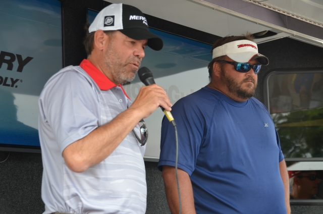 1CEFF8BA-21F1-4055-8E19-62EAB00CC67E