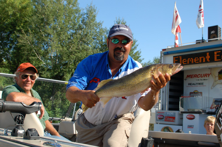 1CF7285F-46B4-429F-A77F-520E1522ED2E