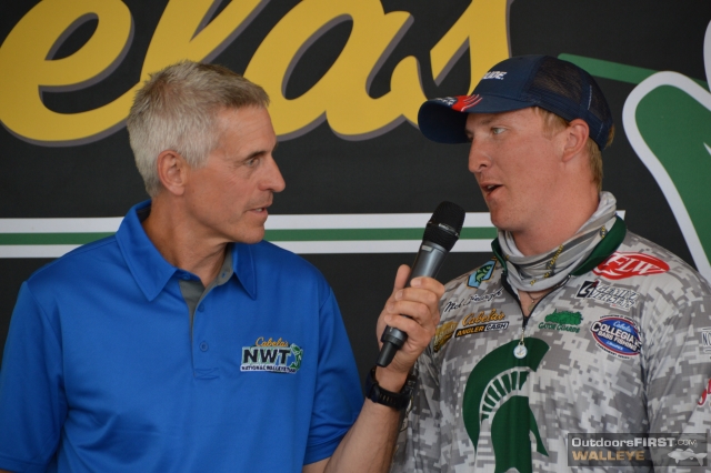 1D01EB31-F7D6-48FE-86A2-251F76F48017