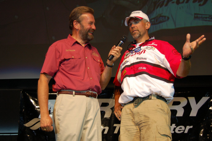 1D062F7D-87D9-4220-B265-411B2DC7DF2B