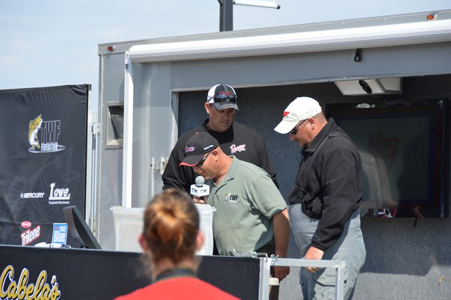 1D0C75EE-05F2-4F3F-90E9-BCEAA9AAF256