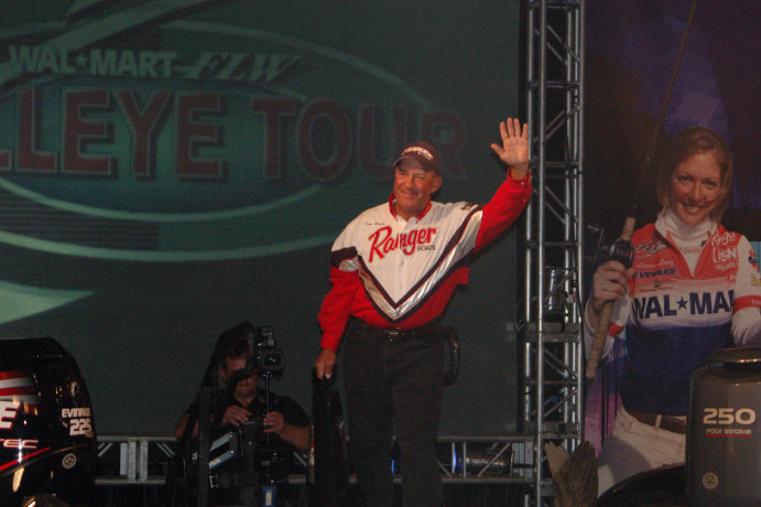 1D2E46EE-E3A3-4A6B-8DB5-A3CD36E362CB