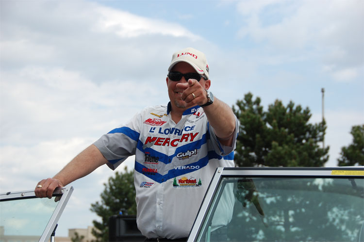 1D2F7B76-CC06-46CC-BE50-FB9DFA577A12